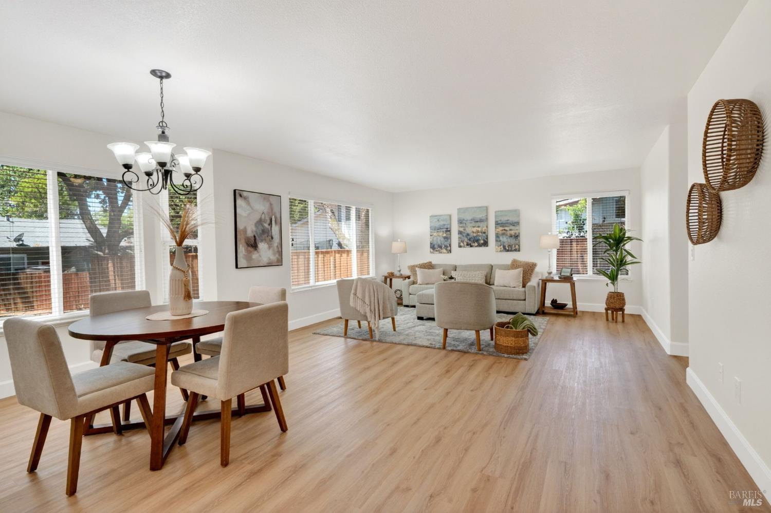 2322 South Hampton Circle Santa Rosa, CA 95401 - Photo 22 of 58