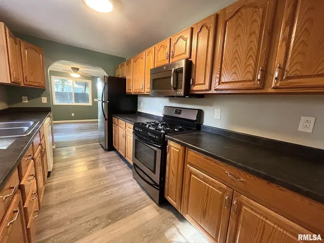 $170,000 | 1845 Cedar Street, Jacksonville, IL 62650