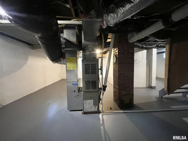 $170,000 | 1845 Cedar Street, Jacksonville, IL 62650