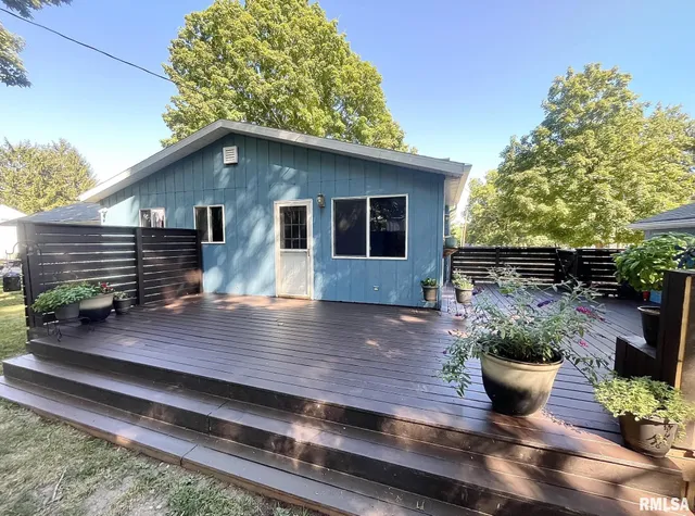 $170,000 | 1845 Cedar Street, Jacksonville, IL 62650