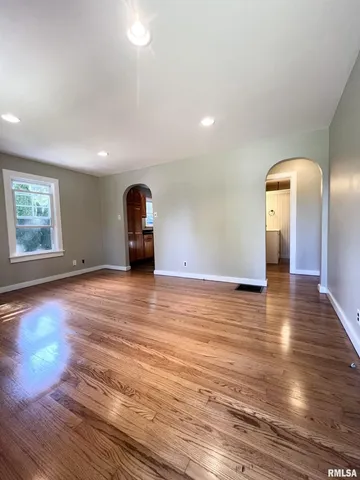 $170,000 | 1845 Cedar Street, Jacksonville, IL 62650