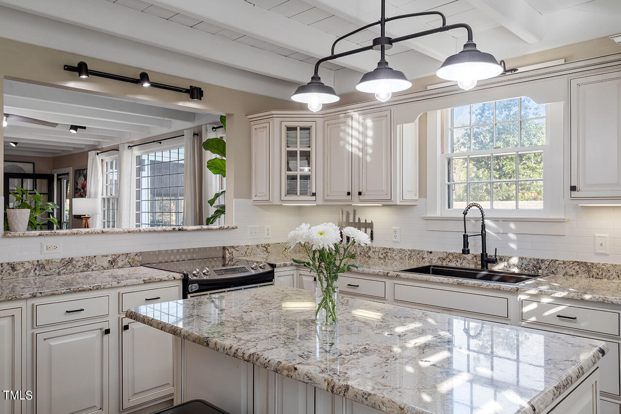 8301 Castine Court Raleigh, NC 27613 - Photo 12 of 38 8301 Castine Court_24
