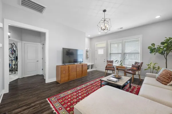 $2,600 | 2115 Union Avenue, Chattanooga, TN 37404