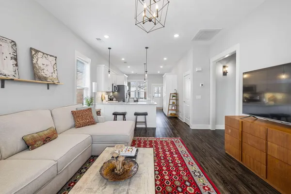 $2,600 | 2115 Union Avenue, Chattanooga, TN 37404