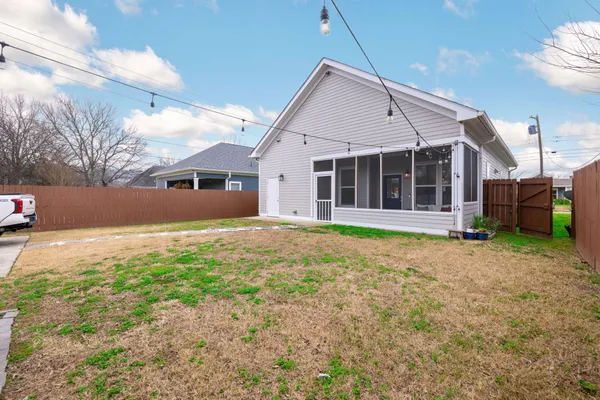 $2,600 | 2115 Union Avenue, Chattanooga, TN 37404