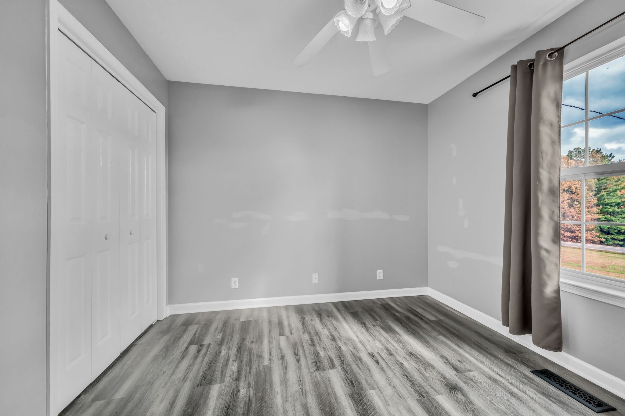 1345 Nails Creek Road Dickson, TN 37055 - Photo 23 of 27 a view of an empty room and window
