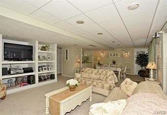 645 Castle Ridge Drive Ballwin, MO 63021 - Photo 28 of 40 Gallery Image 28