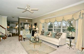 645 Castle Ridge Drive Ballwin, MO 63021 - Photo 9 of 40 Gallery Image 9