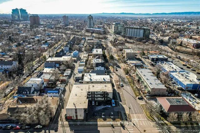 $1,300 | 590 Logan Street, Unit 309, Denver, CO 80203