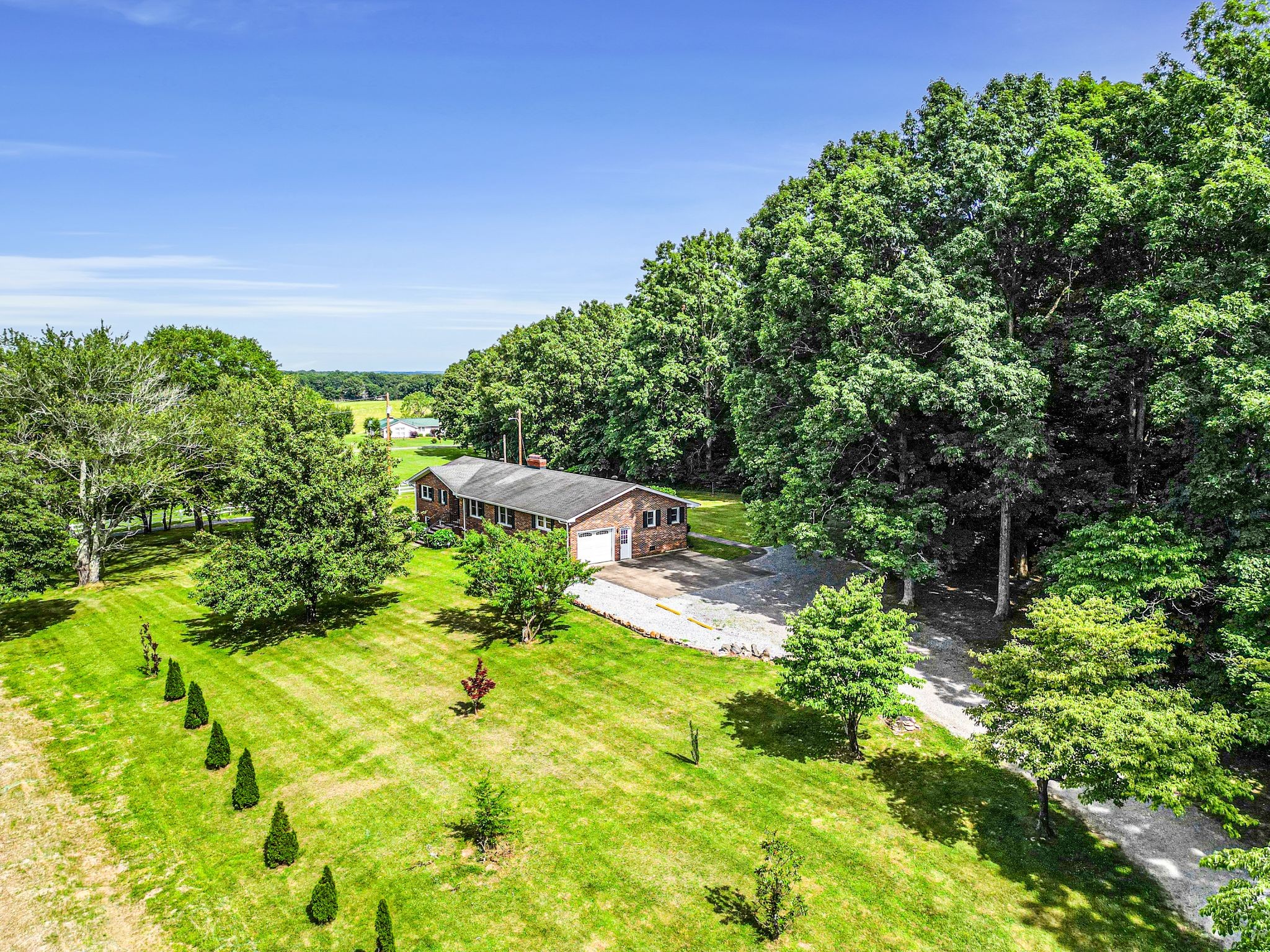 1300 2 Mile Road Burns, TN 37029 - Photo 36 of 38 a garden view