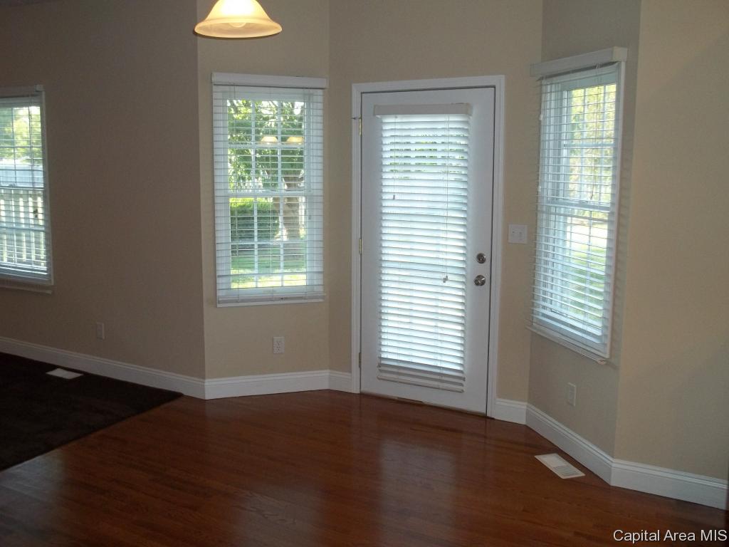 3817 Thackeray Drive Springfield, IL 62711 - Photo 11 of 30 Gallery Image 11