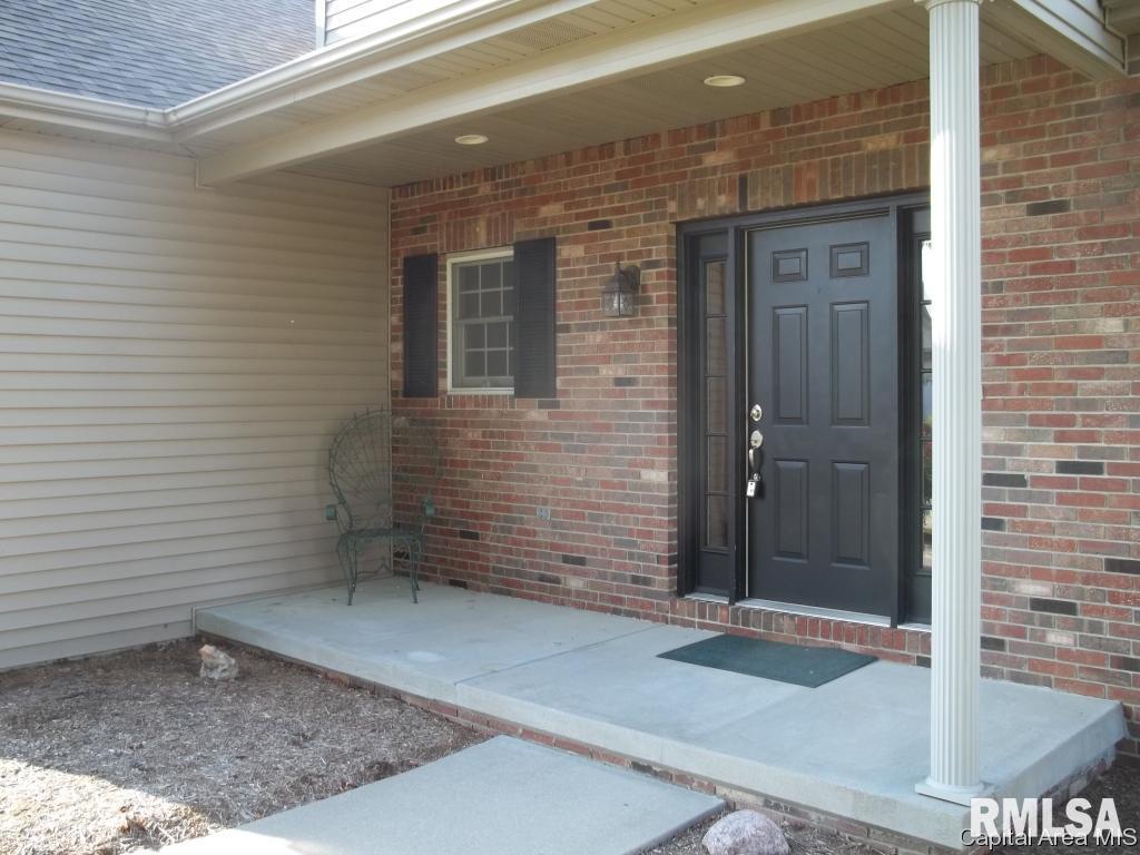 3817 Thackeray Drive Springfield, IL 62711 - Photo 2 of 30 Gallery Image 2