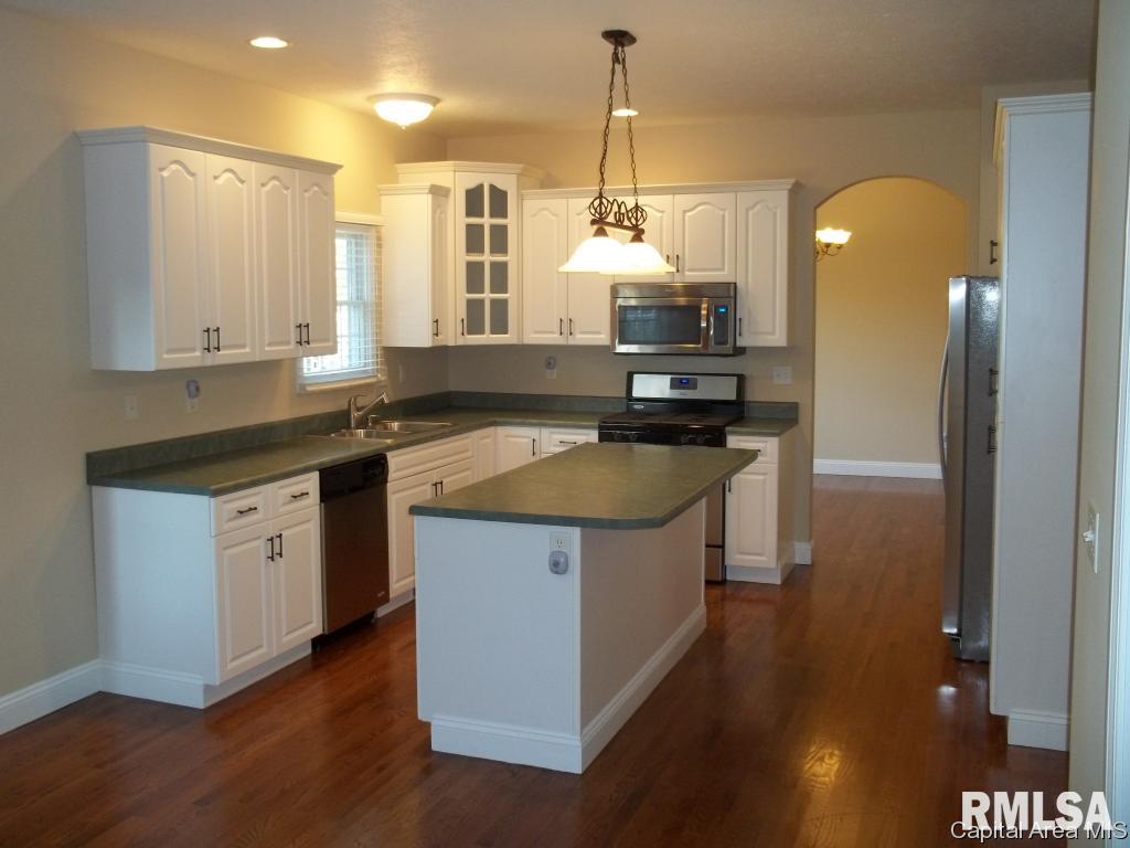 3817 Thackeray Drive Springfield, IL 62711 - Photo 5 of 30 Gallery Image 5