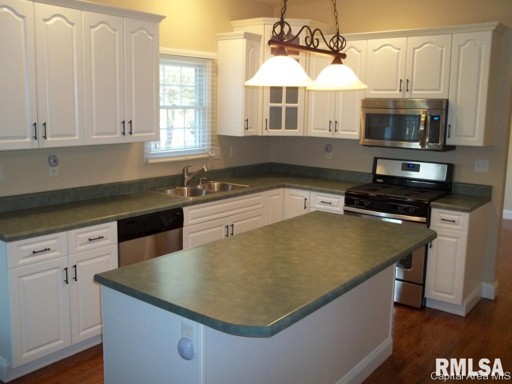 3817 Thackeray Drive Springfield, IL 62711 - Photo 10 of 30 Gallery Image 10