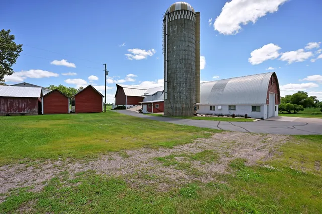 $649,900 | 2451 25th Avenue, Rice Lake, WI 54868