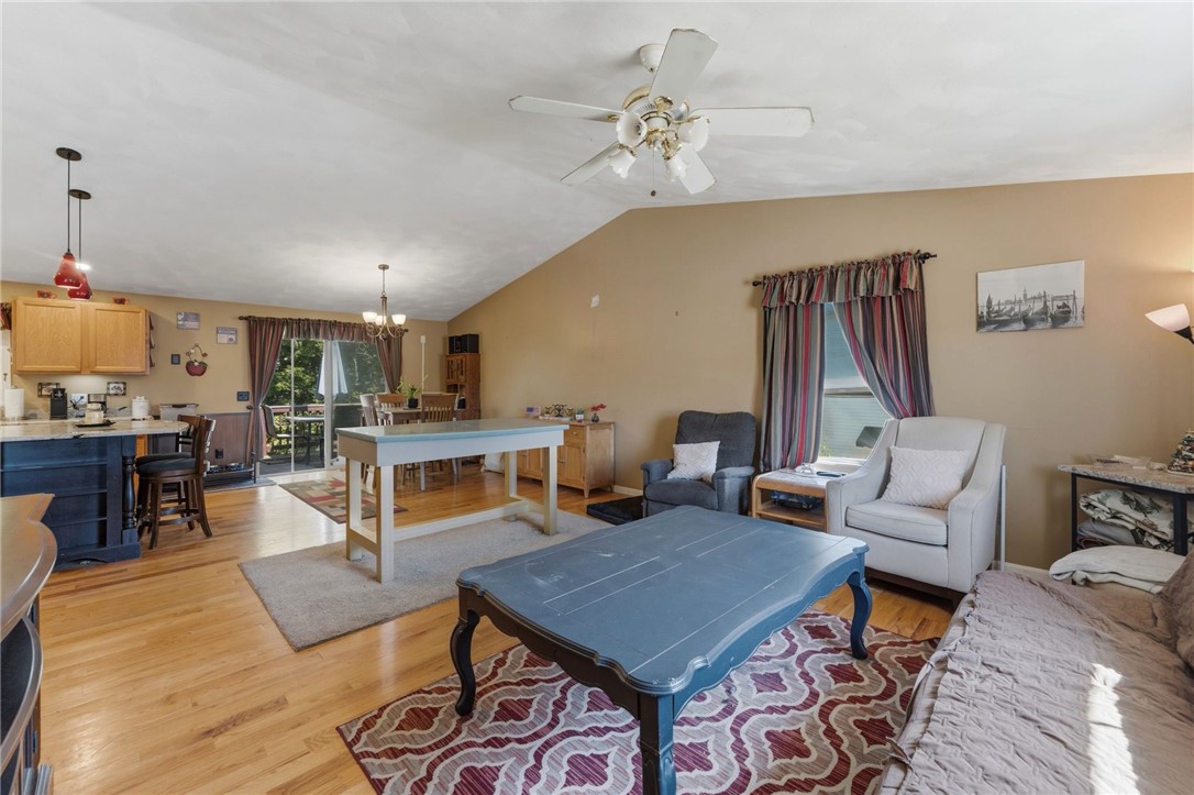 199 Winthrop Street Woonsocket, RI 02895 - Photo 9 of 43