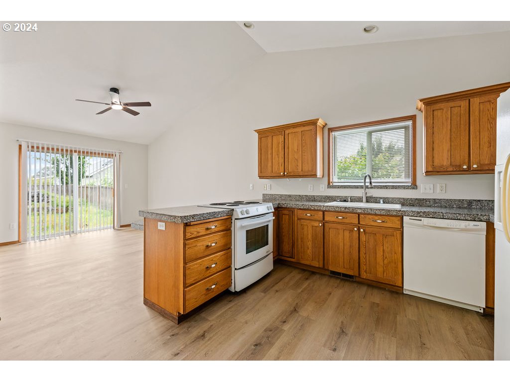 524 Insel Road Woodland, WA 98674 - Photo 16 of 35 Gallery Image 16