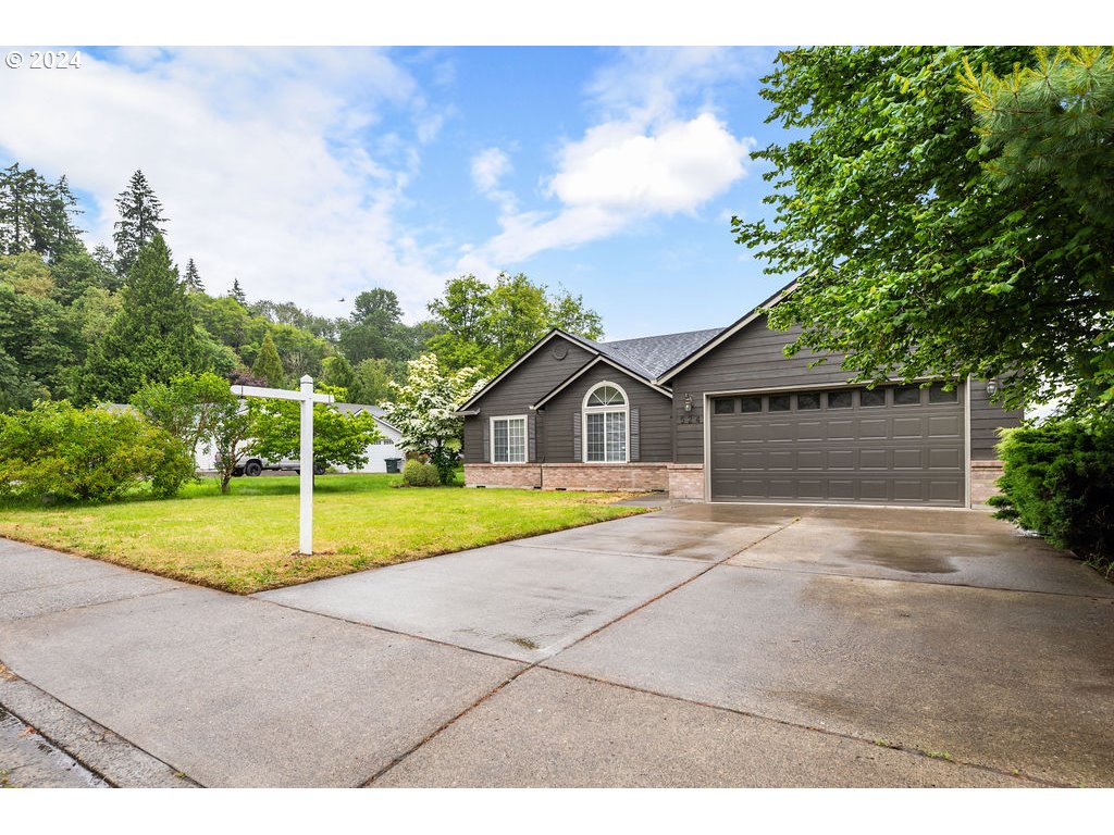 524 Insel Road Woodland, WA 98674 - Photo 2 of 35 Gallery Image 2
