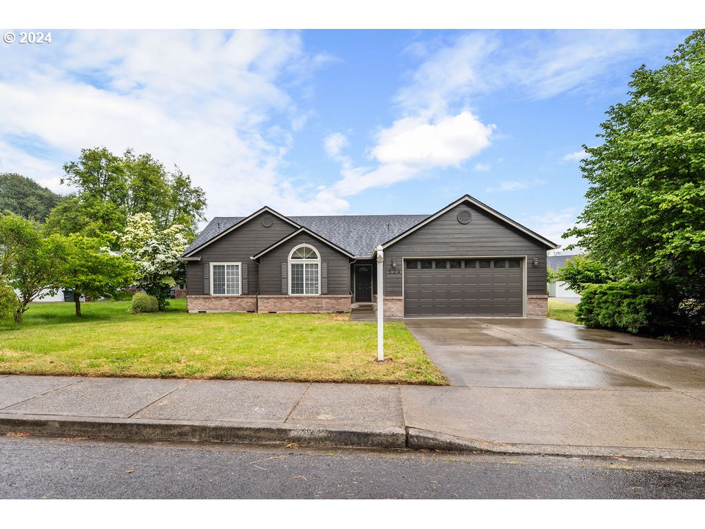 524 Insel Road Woodland, WA 98674 - Photo 3 of 35 Gallery Image 3