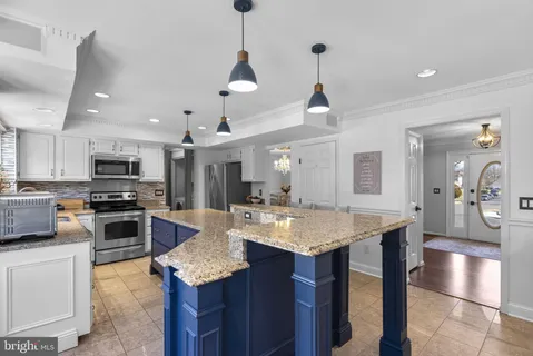 $715,000 | 14756 Statler Drive, Woodbridge, VA 22193