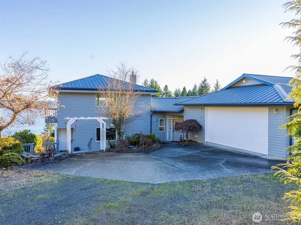$665,000 | 81 Seamount Drive, Brinnon, WA 98320