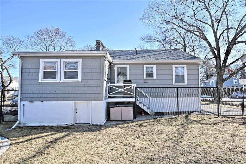 61 Katherine Road Stoneham, MA 02180 - Photo 29 of 34 Gallery Image 29