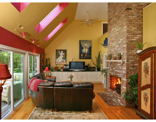 2 Chapin Road Upton, MA 01568 - Photo 6 of 28 Gallery Image 6
