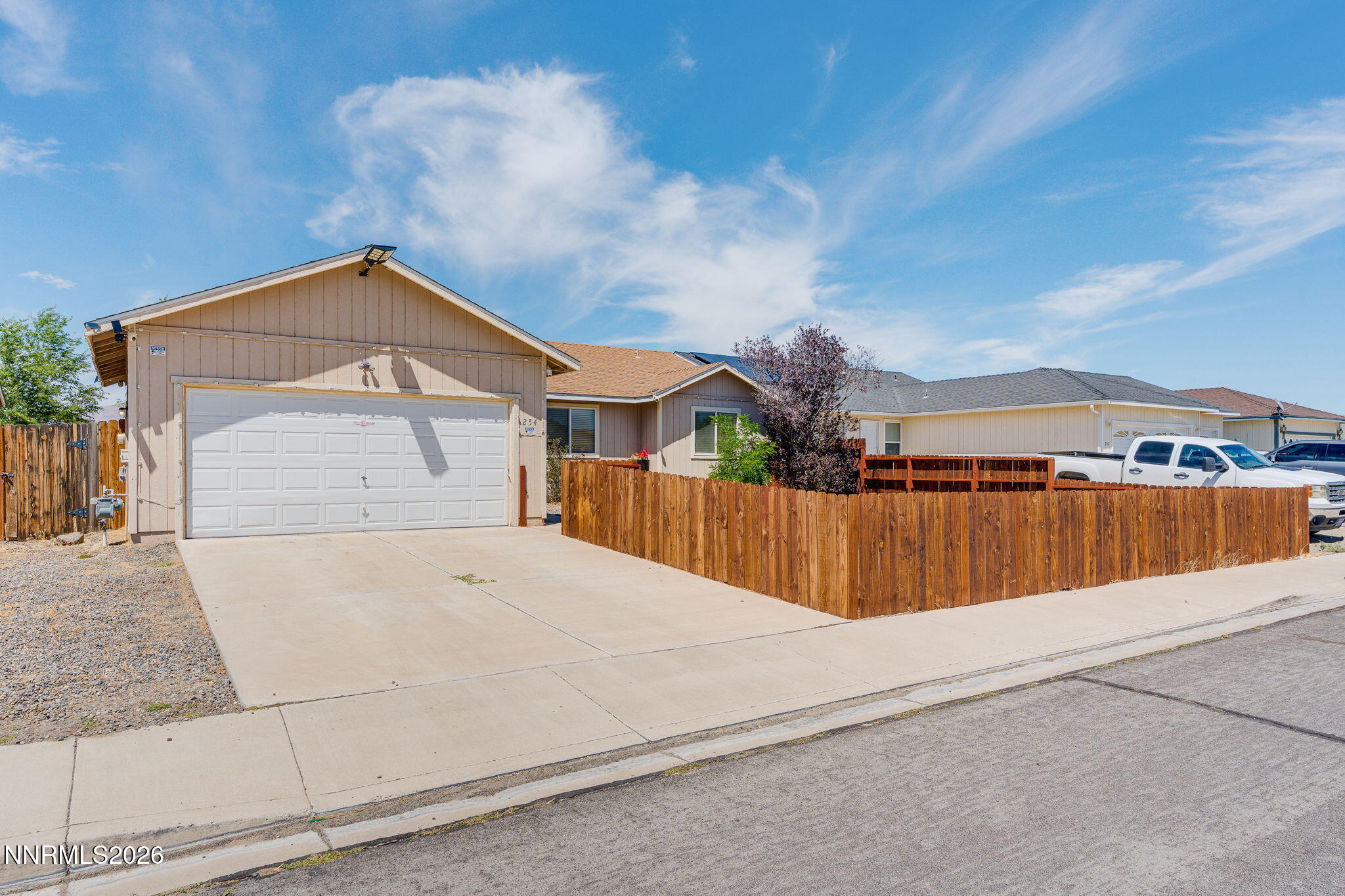 254 Emigrant Way Fernley, NV 89408 - Photo 2 of 31 2-web-or-mls-Standard 30-1