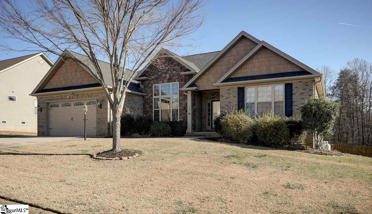 343 Mellow Way Greer, SC 29651 - Photo 2 of 36 Gallery Image 2