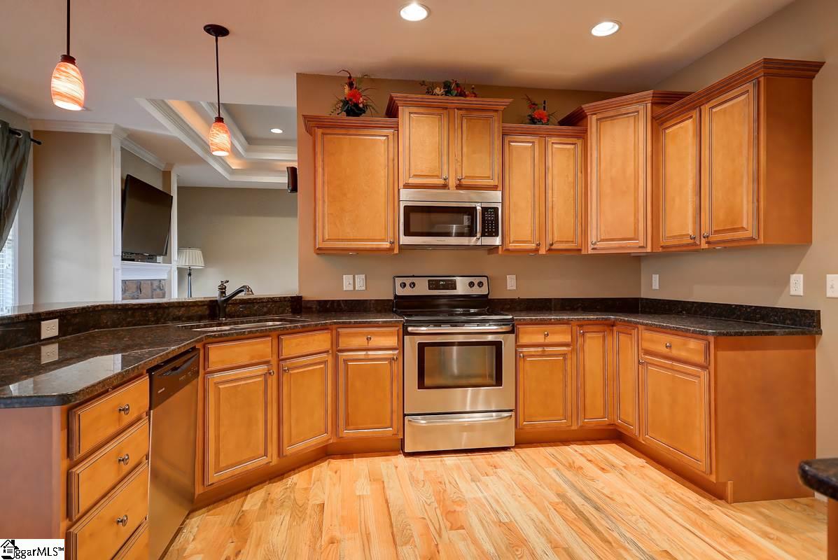 343 Mellow Way Greer, SC 29651 - Photo 9 of 36 Gallery Image 9