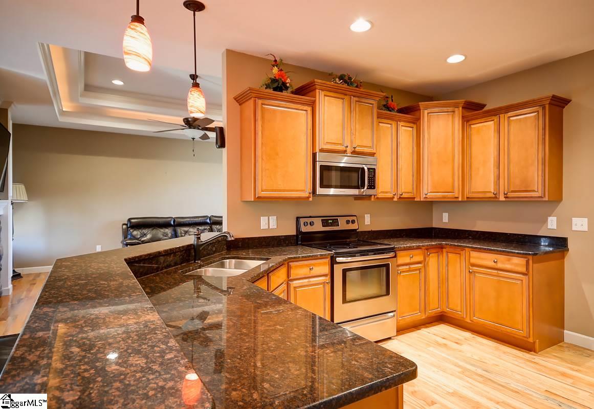 343 Mellow Way Greer, SC 29651 - Photo 10 of 36 Gallery Image 10