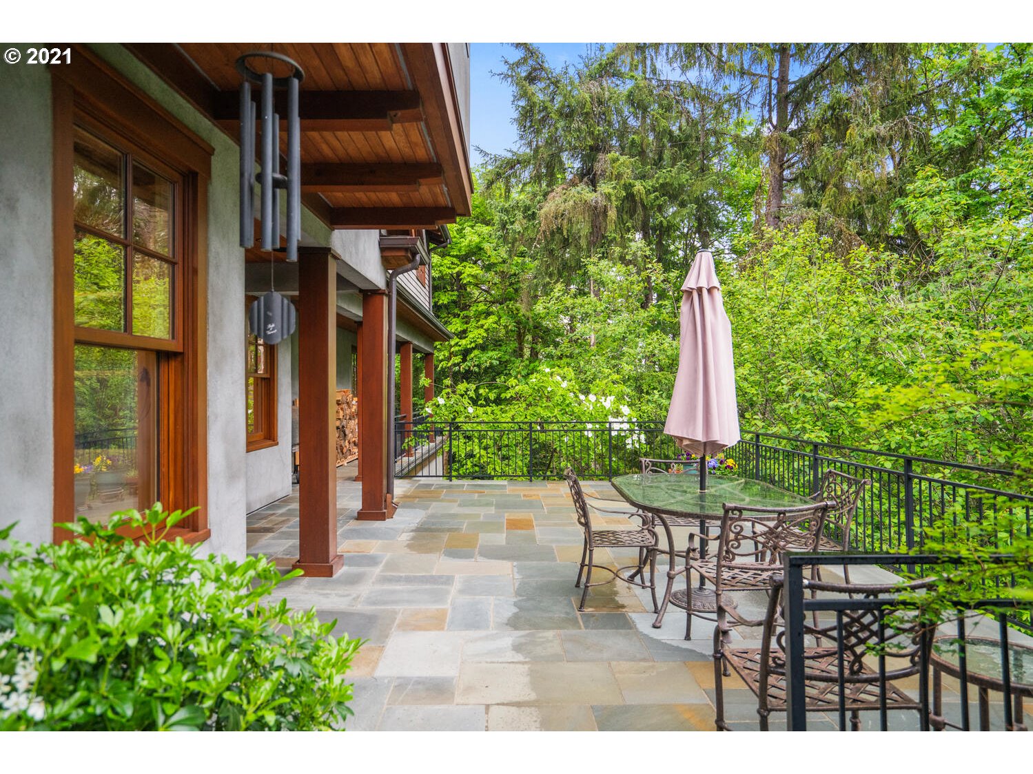 1925 South Military Road Portland, OR 97219 - Photo 16 of 32 a view of outdoor space yard and patio