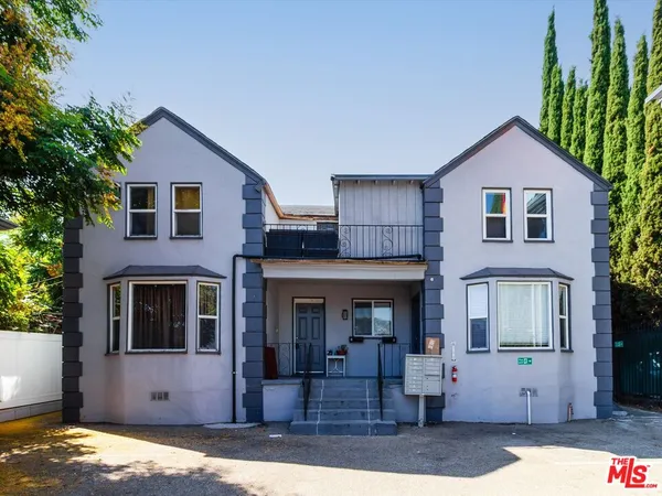 $2,195 | 11472 Ventura Boulevard, Unit B, Studio City, CA 91604