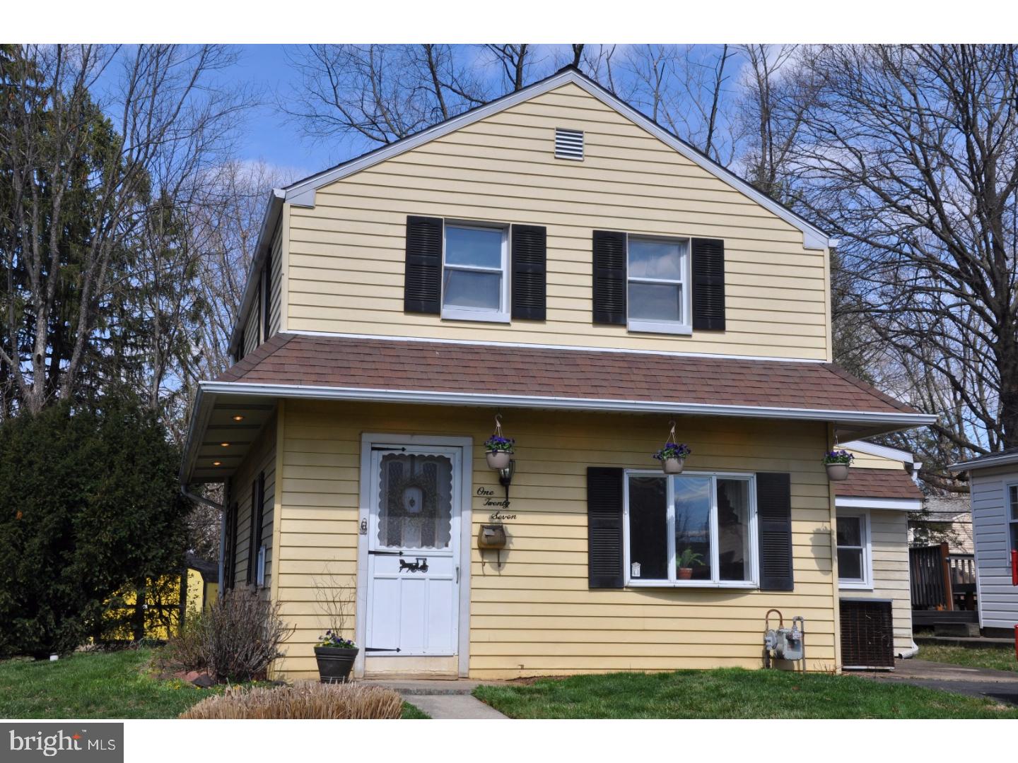 127 Redford Road Oreland, PA 19075 - Photo 1 of 22 Gallery Image 1
