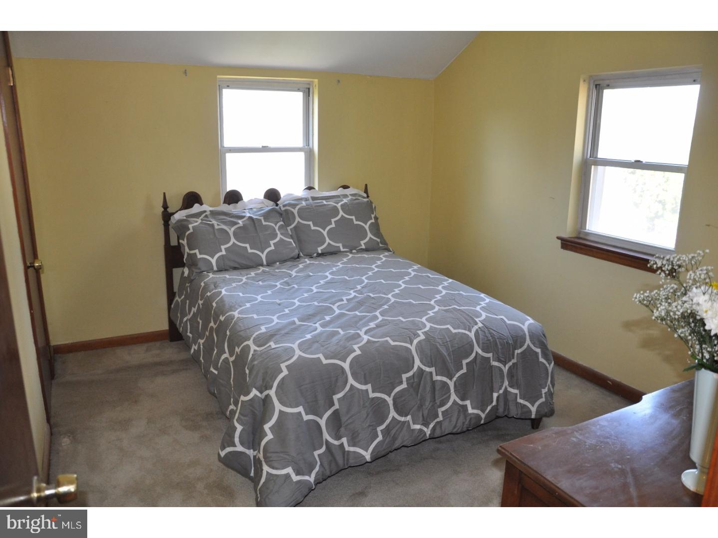 127 Redford Road Oreland, PA 19075 - Photo 10 of 22 Gallery Image 10