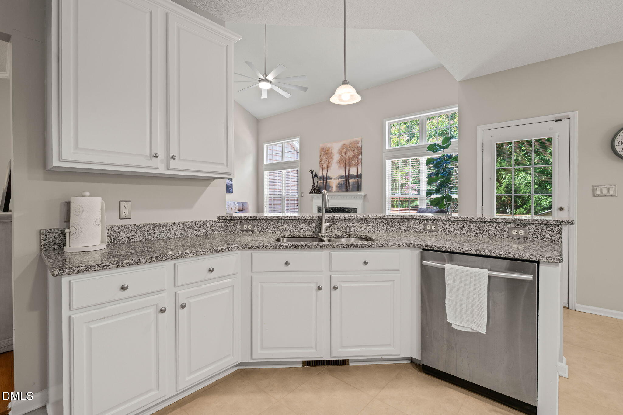 218 Landreth Court Durham, NC 27713 - Photo 19 of 61 19-web-or-mls-DSC08947