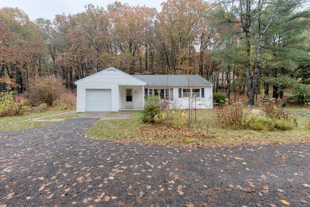 3 Wall Road Holyoke, MA 01040 - Photo 2 of 34