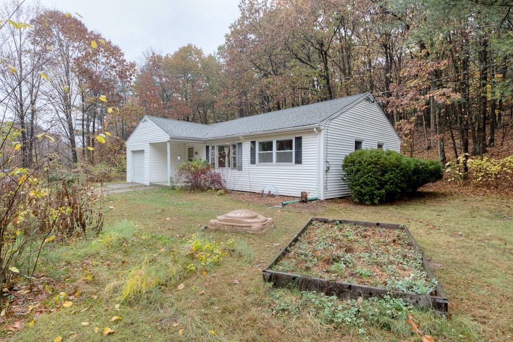 3 Wall Road Holyoke, MA 01040 - Photo 27 of 34