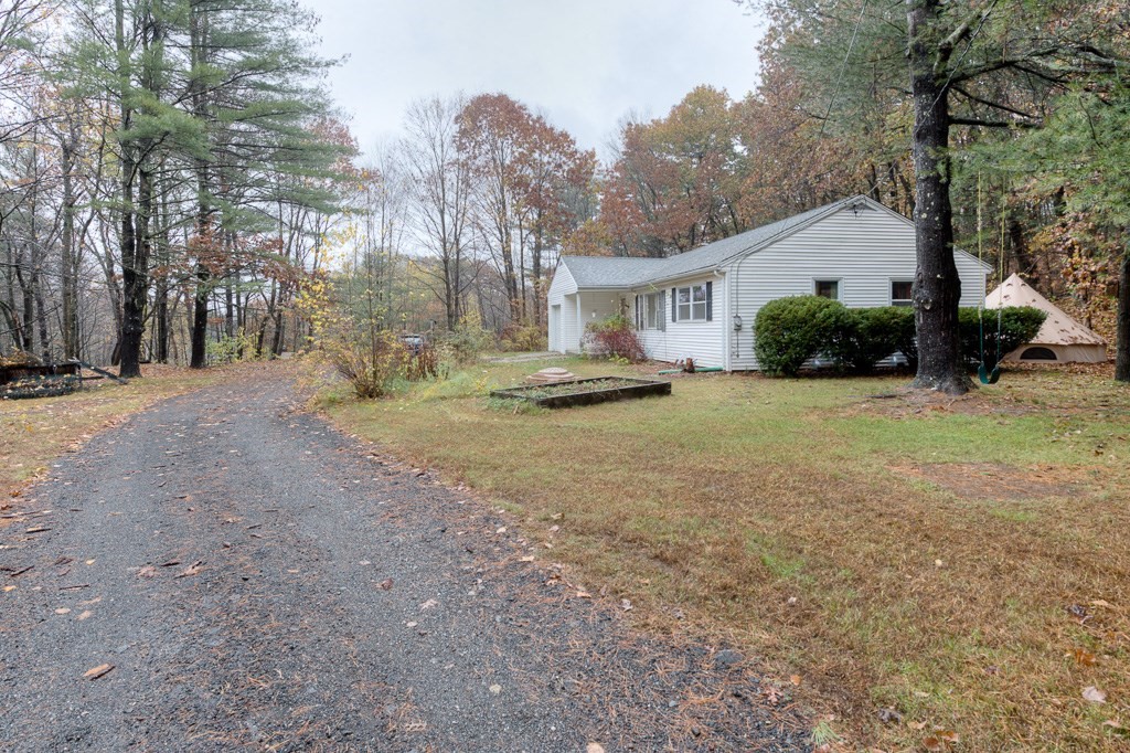 3 Wall Road Holyoke, MA 01040 - Photo 28 of 34