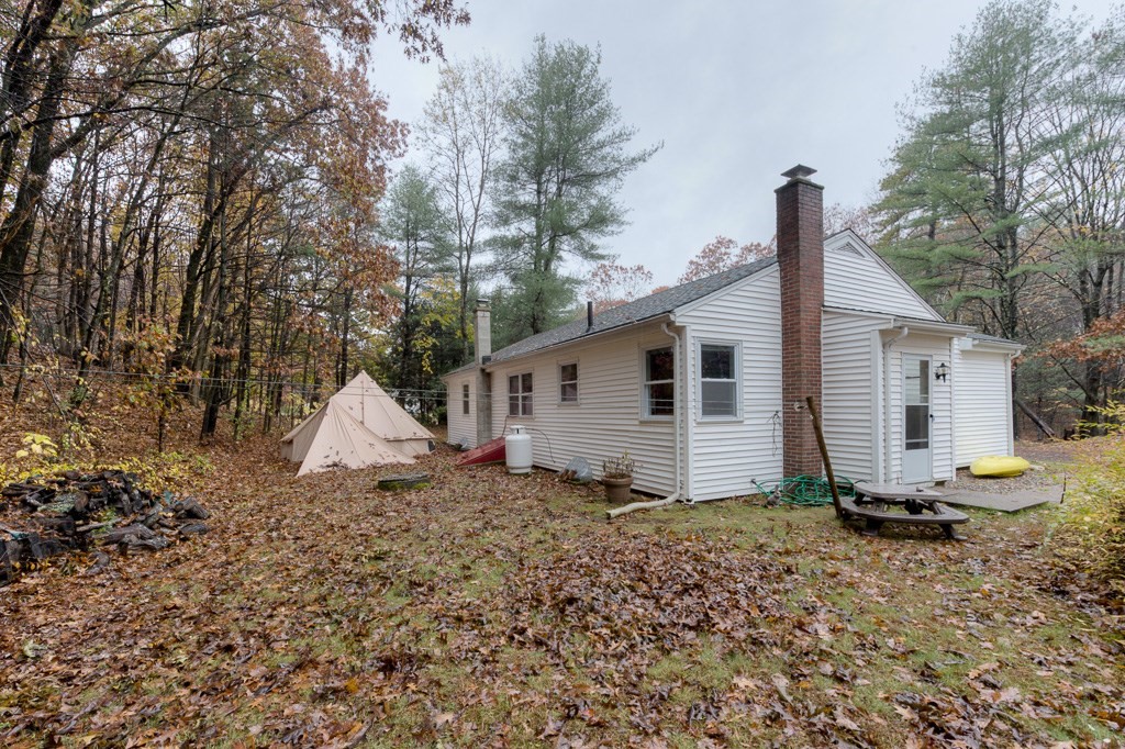 3 Wall Road Holyoke, MA 01040 - Photo 32 of 34