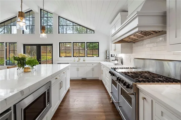 $1,495,000 | 951 Northcliffe Drive Northwest, Atlanta, GA 30318