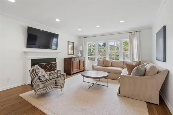 $1,495,000 | 951 Northcliffe Drive Northwest, Atlanta, GA 30318