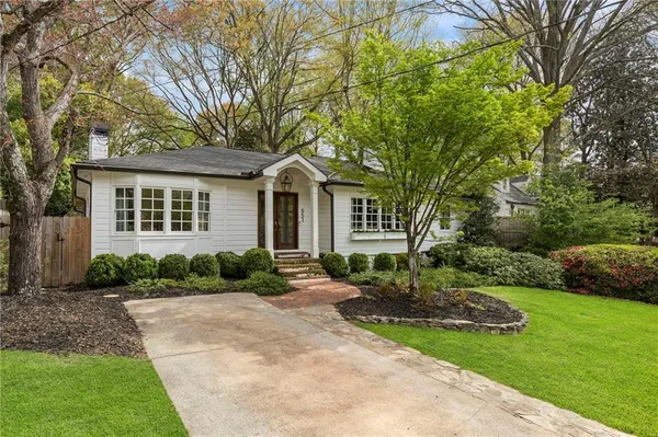 $1,495,000 | 951 Northcliffe Drive Northwest, Atlanta, GA 30318