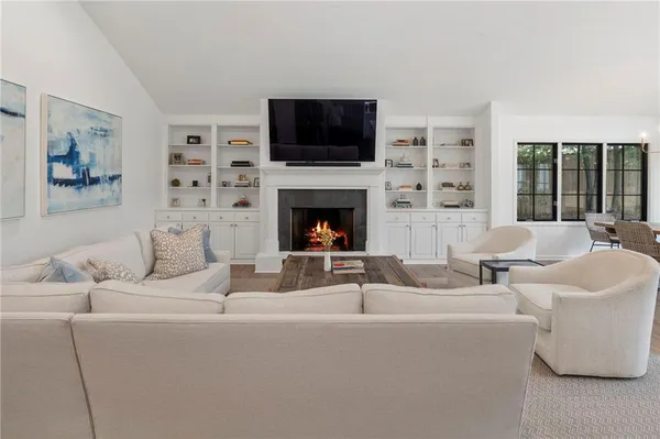 $1,495,000 | 951 Northcliffe Drive Northwest, Atlanta, GA 30318