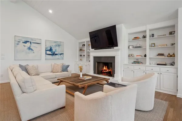 $1,495,000 | 951 Northcliffe Drive Northwest, Atlanta, GA 30318