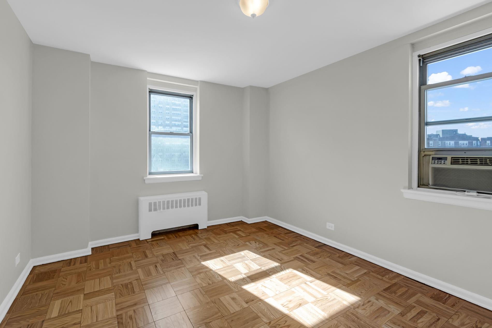 60 Knolls Crescent, Unit 6L Bronx, NY 10463 - Photo 9 of 19