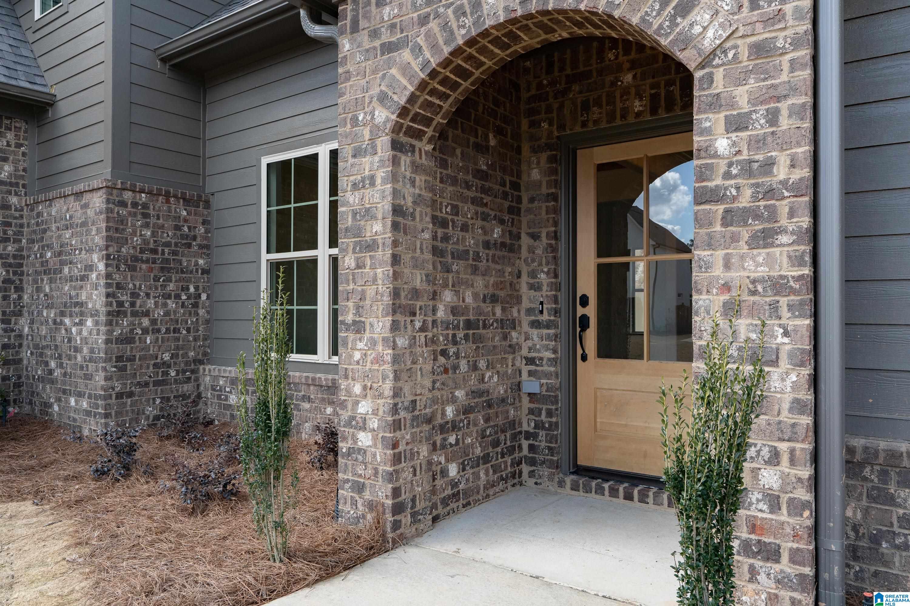 253 Kinross Circle Pelham, AL 35124 - Photo 4 of 42