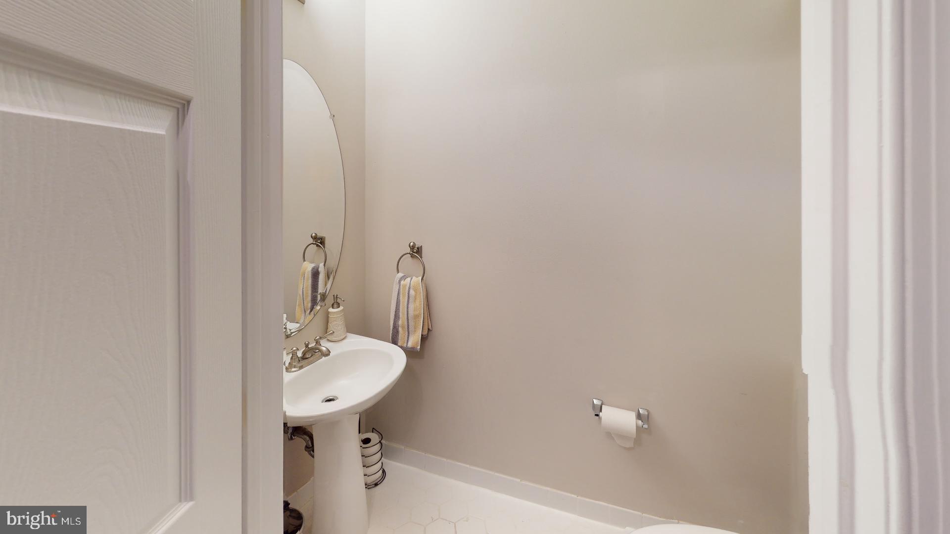 6 York Road Princeton Junction, NJ 08550 - Photo 16 of 54 Guest Bath