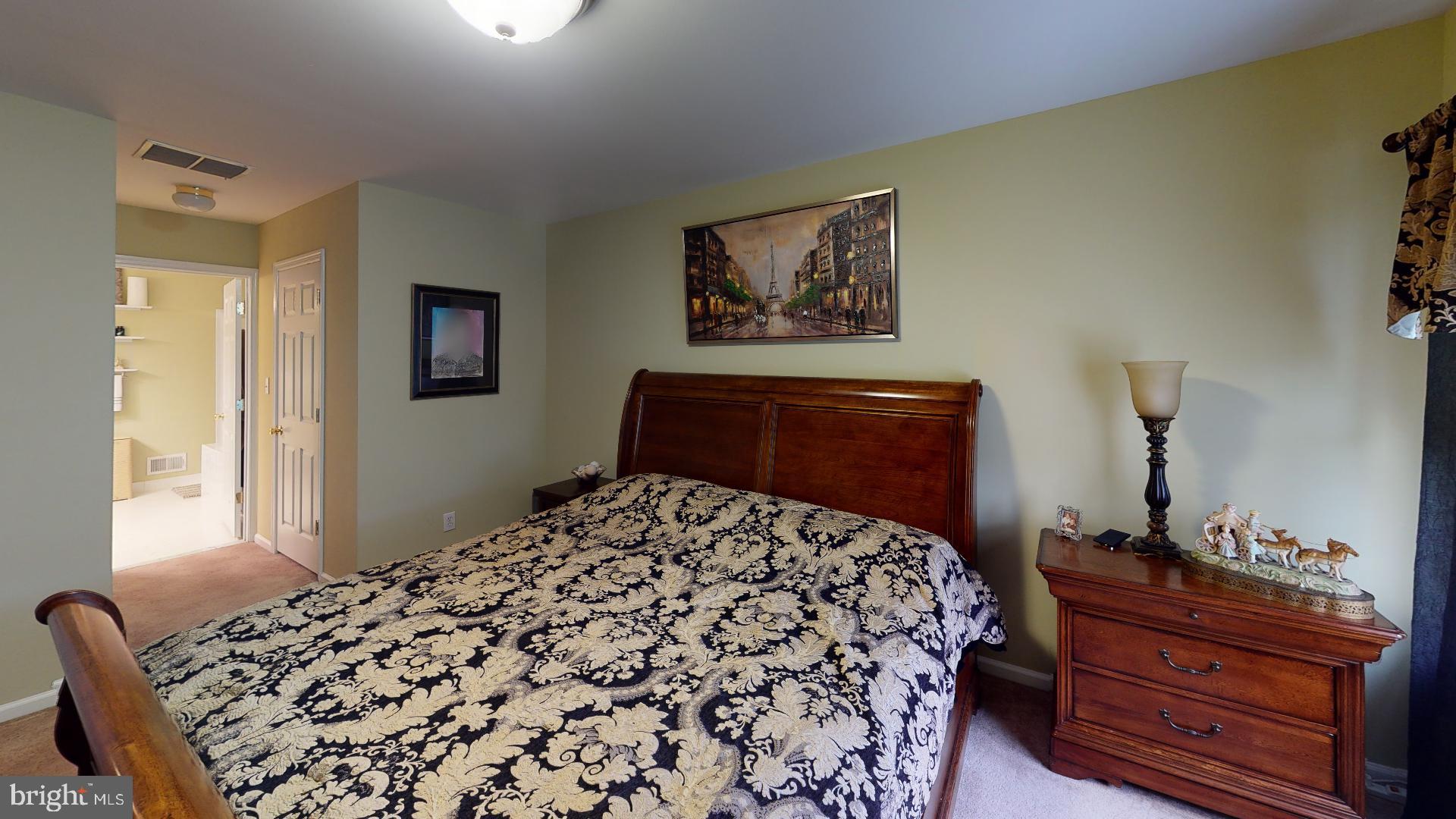 6 York Road Princeton Junction, NJ 08550 - Photo 19 of 54 Master with view of master bath