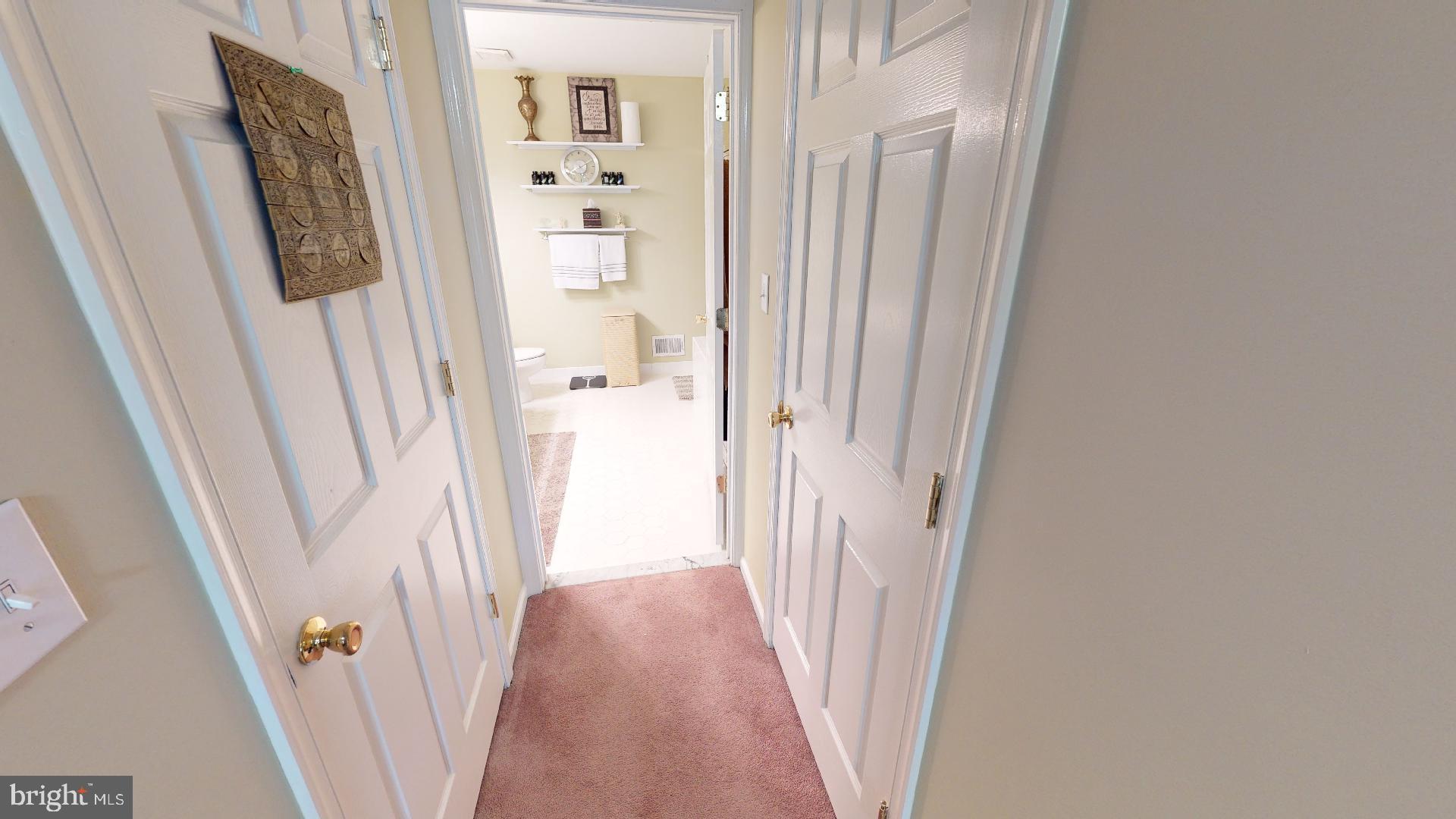 6 York Road Princeton Junction, NJ 08550 - Photo 20 of 54 Dual walk-in closets